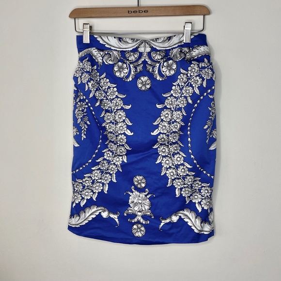 Anthropologie Dresses & Skirts - 💕SOLD💕Anthropologie Gorgeous Pencil Skirt